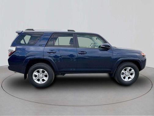 Nautical Blue Metallic 2022 Toyota 4Runner SR5 Premium