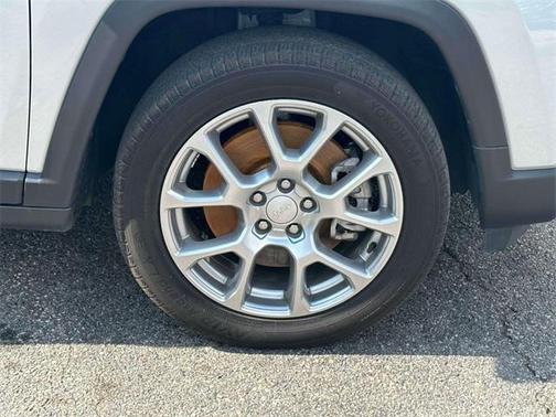 2024 Jeep Compass Latitude Lux