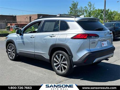 2023 Toyota Corolla Cross XLE