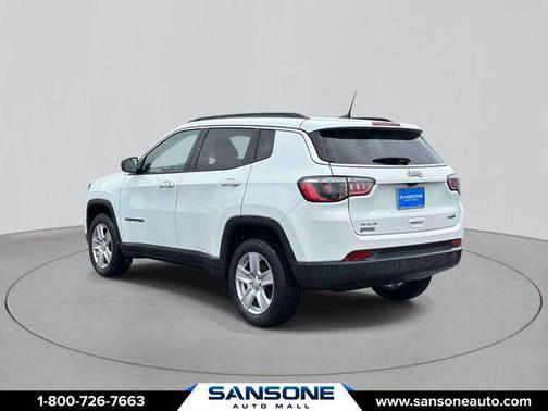 Bright White Clearcoat 2022 Jeep Compass Latitude