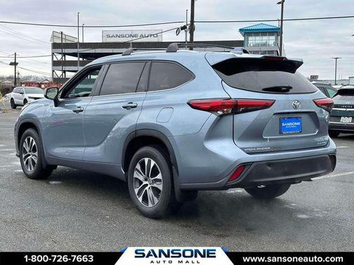 2022 Toyota Highlander XLE