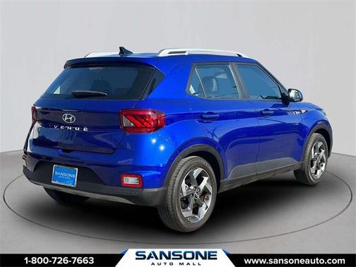 2022 Hyundai VENUE Limited