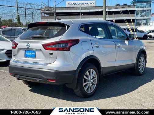 Brilliant Silver Metallic 2021 Nissan Rogue Sport S