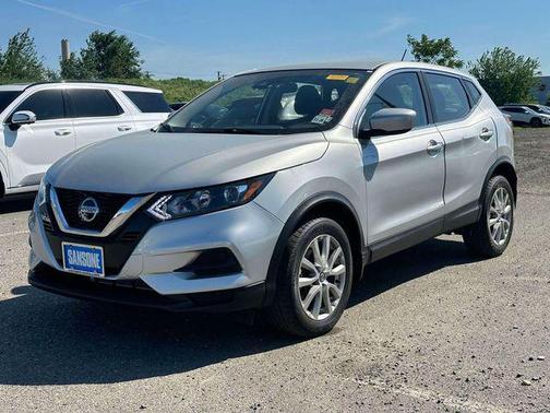 Brilliant Silver Metallic 2021 Nissan Rogue Sport S