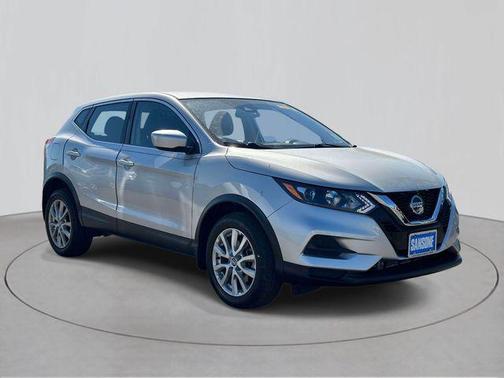 Brilliant Silver Metallic 2021 Nissan Rogue Sport S