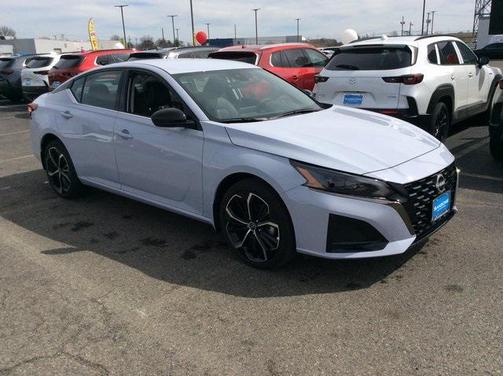 2025 Nissan Altima SR AWD