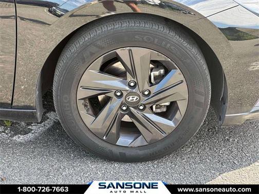 2022 Hyundai ELANTRA SEL