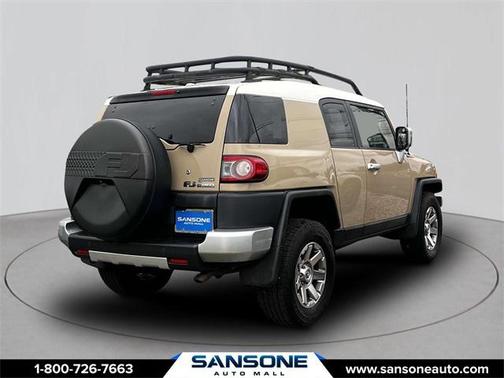 2014 Toyota FJ Cruiser Base