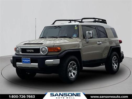 2014 Toyota FJ Cruiser Base