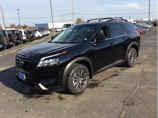 2025 Nissan Pathfinder SV 4WD