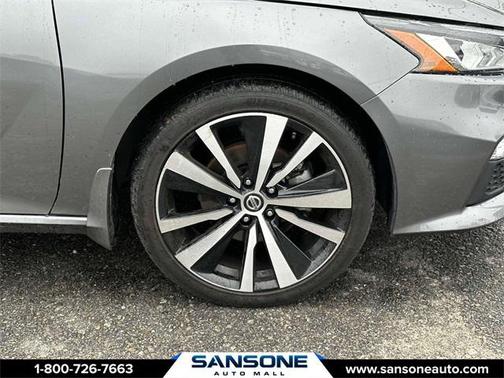 2022 Nissan Altima SR Intelligent AWD