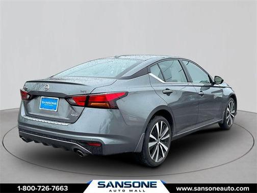 2022 Nissan Altima SR Intelligent AWD