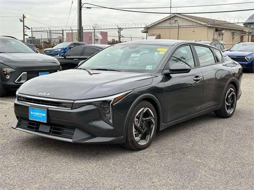 2025 Kia K4 EX