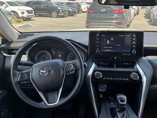 Blizzard Pearl 2022 Toyota Venza LE