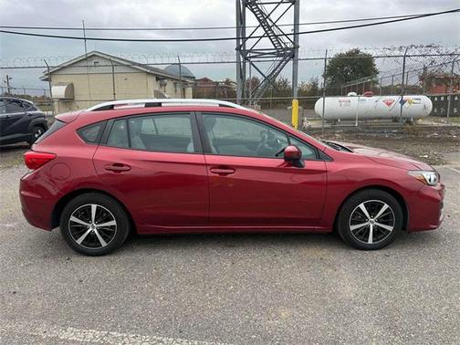 2019 Subaru Impreza 2.0i Premium