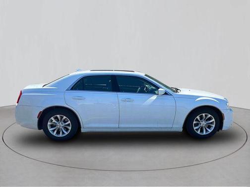 Bright White Clearcoat 2016 Chrysler 300 S