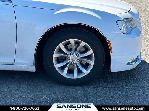 Bright White Clearcoat 2016 Chrysler 300 S