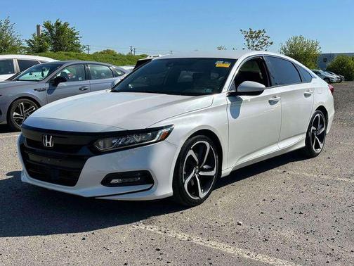 Platinum White 2018 Honda Accord Sport