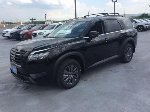 2025 Nissan Pathfinder SV 4WD