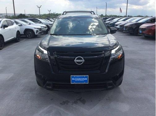2025 Nissan Pathfinder SV 4WD