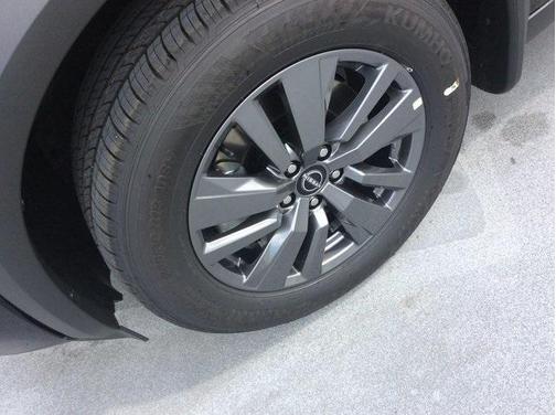 2025 Nissan Pathfinder SV 4WD