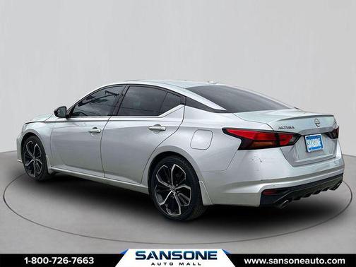 2024 Nissan Altima SR FWD