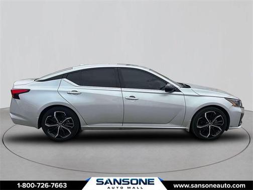 2024 Nissan Altima SR FWD