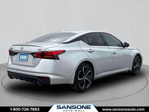 2024 Nissan Altima SR FWD