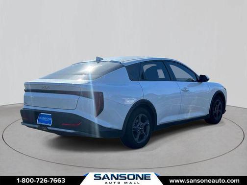Snow White Pearl 2025 Kia K4 LXS