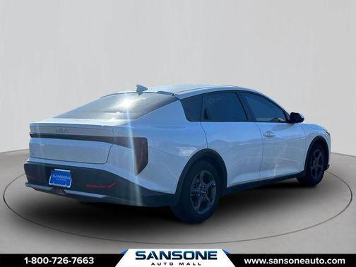 Snow White Pearl 2025 Kia K4 LXS