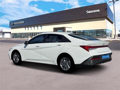 2026 Hyundai ELANTRA HEV Blue