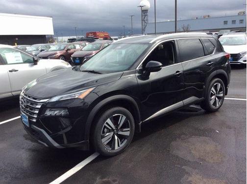 2025 Nissan Rogue SL