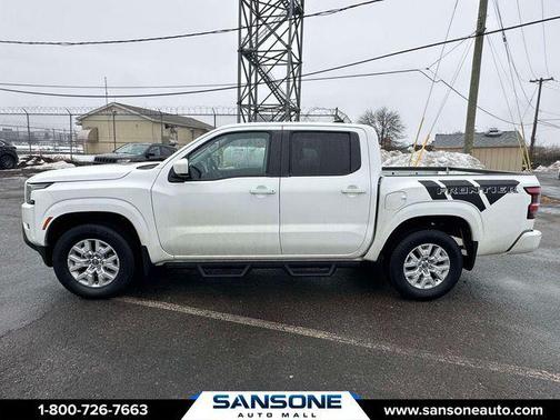 2023 Nissan Frontier SV