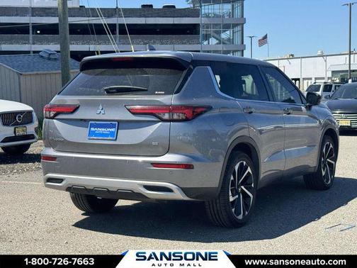 Mercury Gray Metallic 2022 Mitsubishi Outlander SE