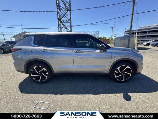 Mercury Gray Metallic 2022 Mitsubishi Outlander SE
