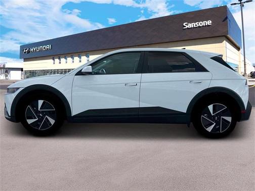 2025 Hyundai IONIQ 5 SE