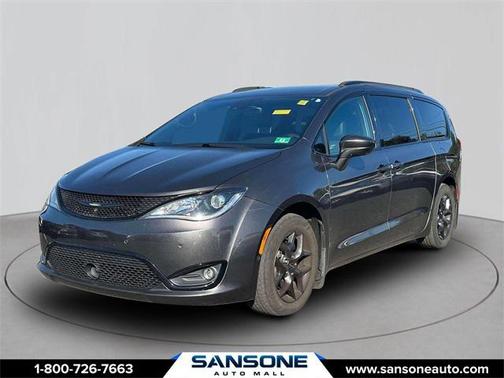 2018 Chrysler Pacifica Touring-L