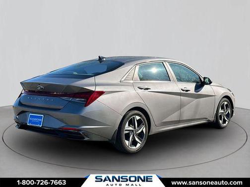 2022 Hyundai ELANTRA SEL