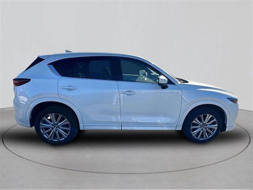 2023 Mazda CX-5 Signature