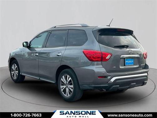 2018 Nissan Pathfinder SL