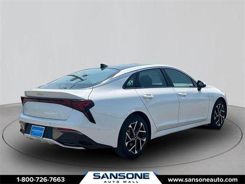 2025 Kia K5 EX