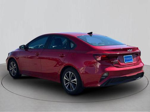 Currant Red 2022 Kia Forte LXS