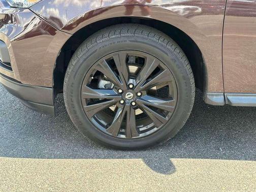 Mocha Almond Pearl 2019 Nissan Pathfinder SL