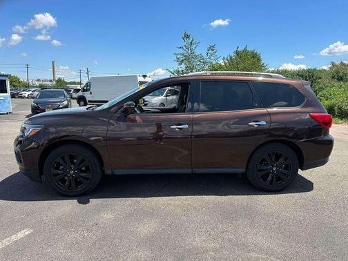 Mocha Almond Pearl 2019 Nissan Pathfinder SL