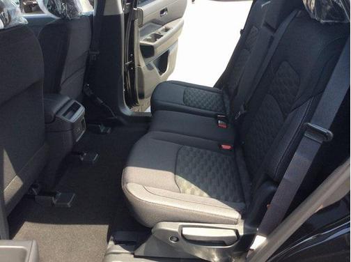 2025 Nissan Pathfinder S 4WD