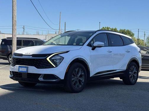 Glacial White Pearl 2023 Kia Sportage SX