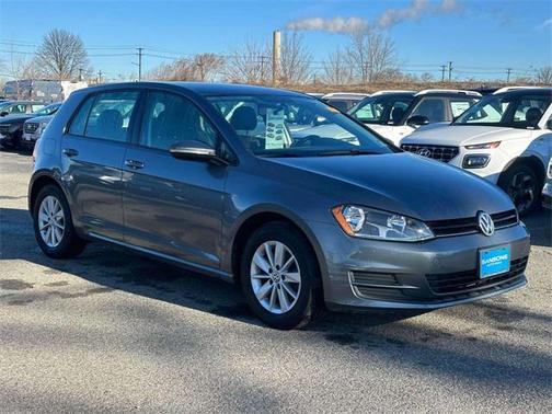 2016 Volkswagen Golf TSI S 4-Door