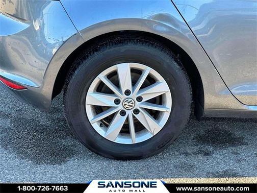 2016 Volkswagen Golf TSI S 4-Door