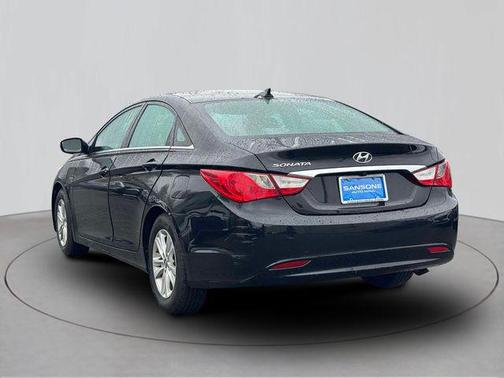 Midnight Black Mica 2013 Hyundai SONATA GLS