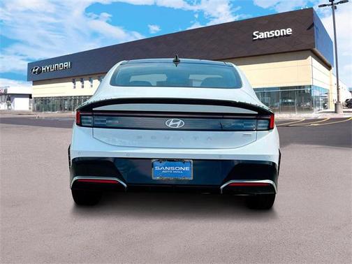 2025 Hyundai SONATA Hybrid Limited